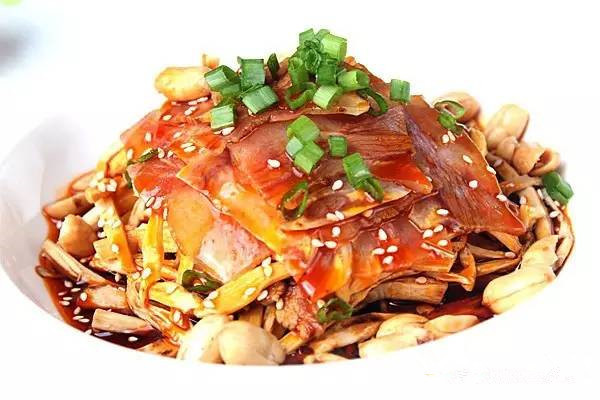 【農(nóng)家菜】香筍拌牛臉.jpg