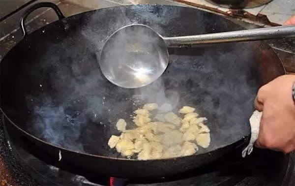 【鄉(xiāng)土菜】面塊煮雞腎