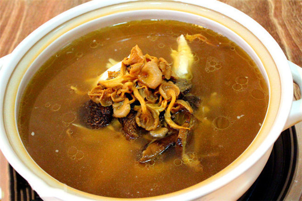 【滋補(bǔ)菜】天麻山雞火鍋.jpg