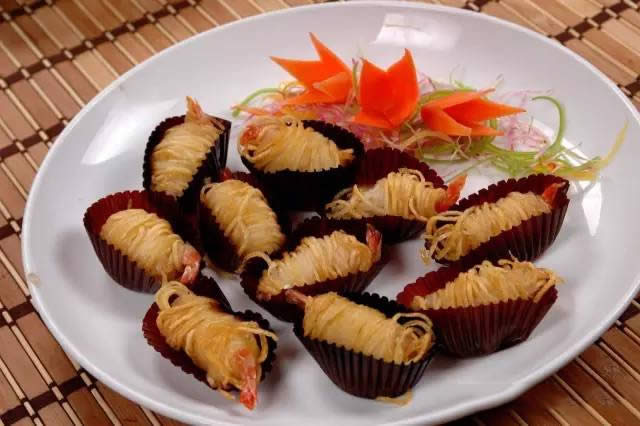 【創(chuàng)新菜】怡香蠶蛹蝦球