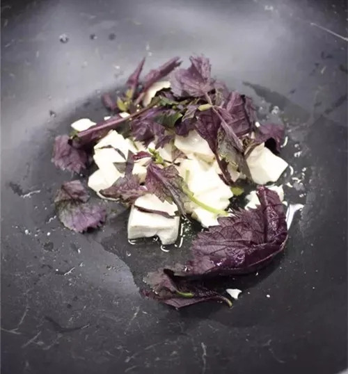 【熱賣菜】河魚一鍋鮮