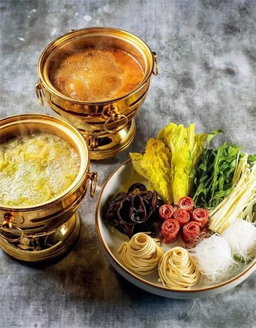【招牌菜】酸菜火鍋面