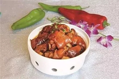 【熱賣菜】香芋豬手