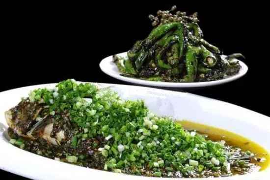 【湘菜】青香燒椒鯽魚