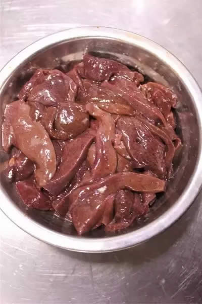 【招牌菜】砂鍋豬肝