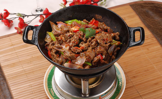干鍋帶皮鹿肉的做法