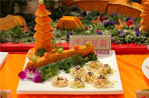 這種豆腐可以做出200+道菜，口味各異，實為四川一絕！