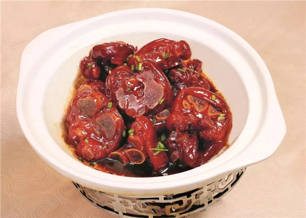 【家常菜】紅燒豬腳圈