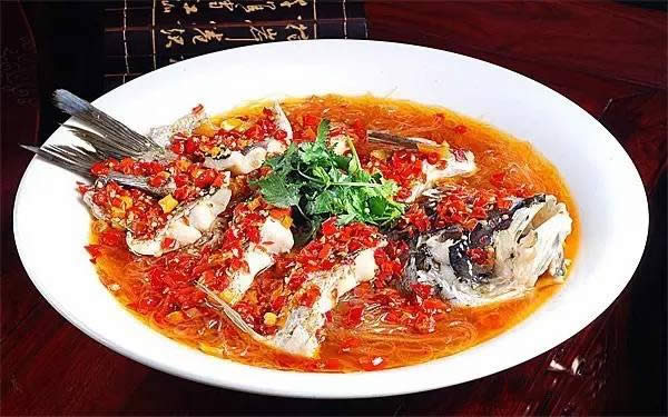 【湘菜】剁椒蒸全魚