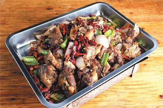 【川菜】大盤巴骨肉