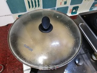 酸菜豬肉燉粉條的做法步驟：10