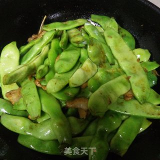 五花肉燉東北油豆的做法步驟：7