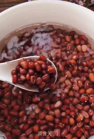 紅豆粘豆包的做法步驟：1