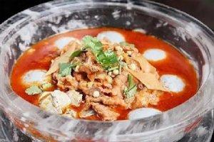黑豆花煮肥牛