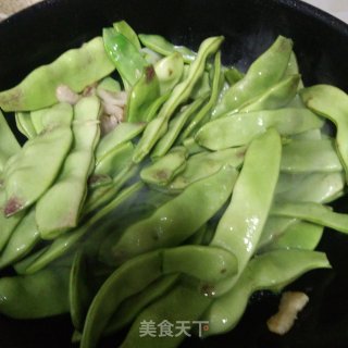 五花肉燉東北油豆的做法步驟：6