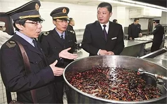 火鍋老油那么好吃，國家為什么非要禁？