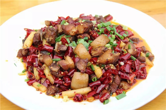 【農家菜】香辣小豬肉