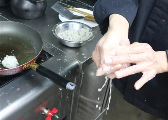【粵菜】⁮香煎藕粉
