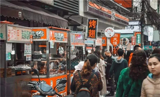 “允許擺攤！”多地政府放寬政策，失業(yè)廚師可以推小車謀生了！