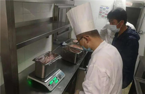 北京一川菜館、一餐飲公司員工確診！全國農貿市場、餐飲場所開展消殺！三文魚還能賣嗎？