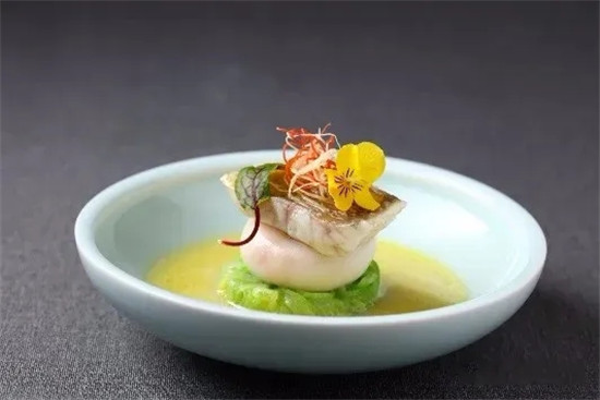 【創(chuàng)新菜】蟹粉團(tuán)子黃魚鲞