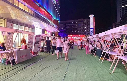 “路邊攤”再現街頭！“煙火氣”回歸城市！多地政府正在為“地攤經濟”松綁了！