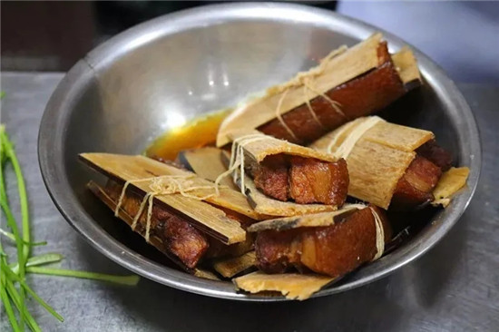 【酒樓菜】甘蔗把子肉