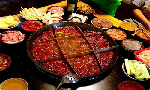網紅火鍋店用地溝油做火鍋鍋底，已賣出10000多桌，被判賠四百多萬！