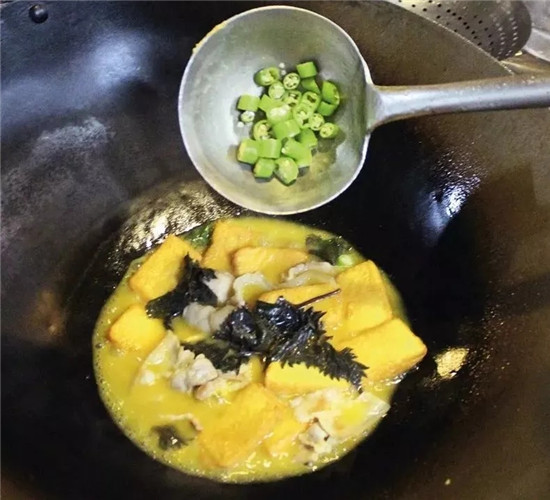 【家常菜】紫蘇煎豆腐