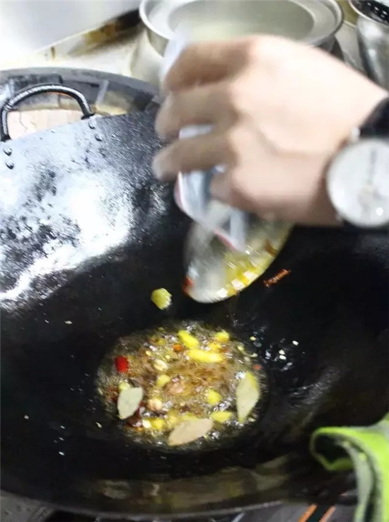 【熱賣菜】香辣秘制蝦