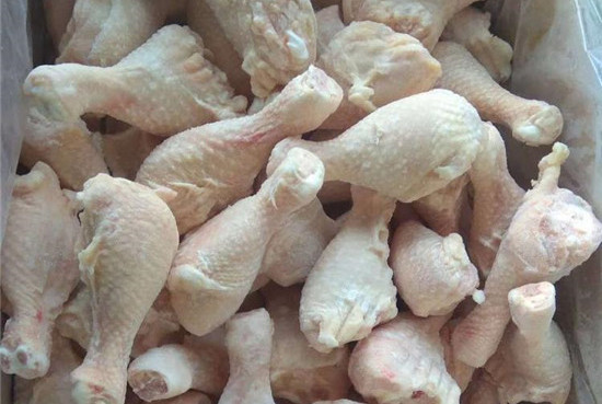 市場(chǎng)的冰凍雞腿都是從哪里來的？會(huì)不會(huì)是“僵尸肉”？一次全部告訴你！