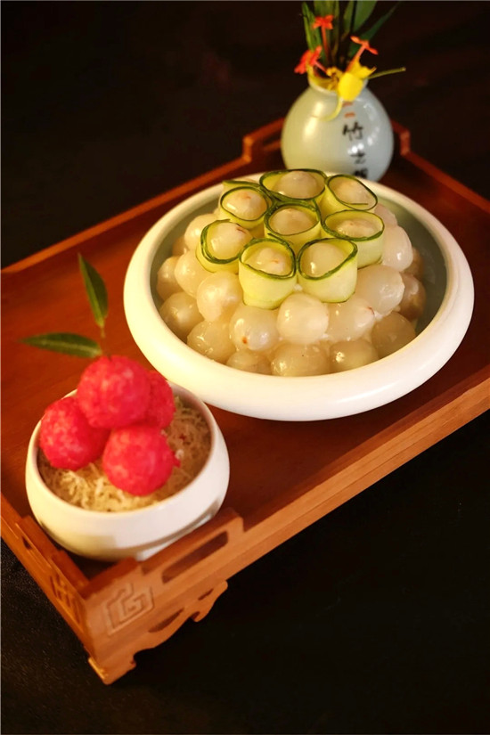 用荔枝做菜，能做出什么美味又消暑的菜品？快來看看粵廚給出的答卷！