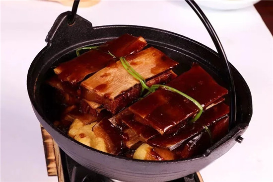 【酒樓菜】甘蔗把子肉