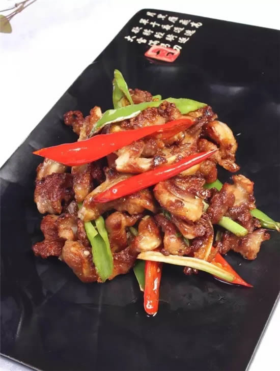【酒樓菜】板煎脆香骨