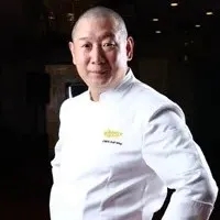 【創新菜】鮮椒煎烹一口牛拼蜜汁乳餅球