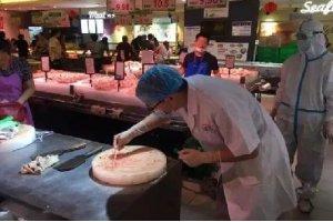 中疾控專家：海鮮、魚類不會感染新冠病毒，水產品放心買、放心吃！