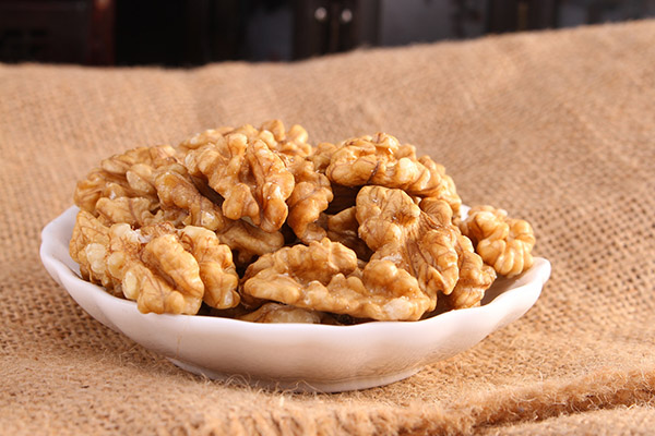 吃什么食物對老年癡呆有好處1.jpg