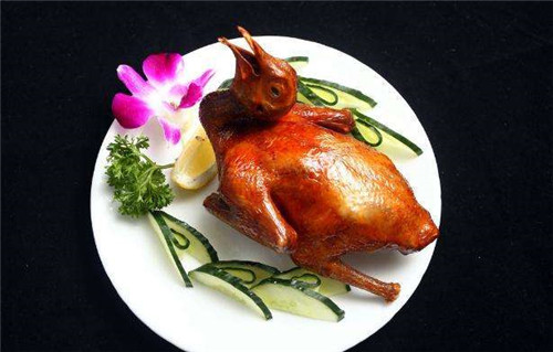 深圳大廚17年秘制乳鴿：一天賣出過7000多只