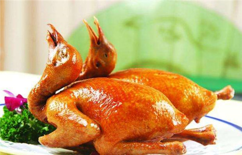 深圳大廚17年秘制乳鴿：一天賣出過7000多只