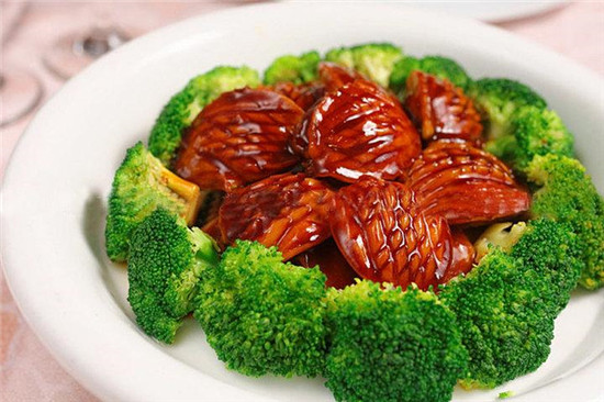 【創新菜】扣肉醬焗鮮鮑