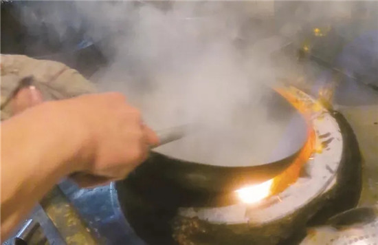 【家常菜】10秒火爆元寶肉