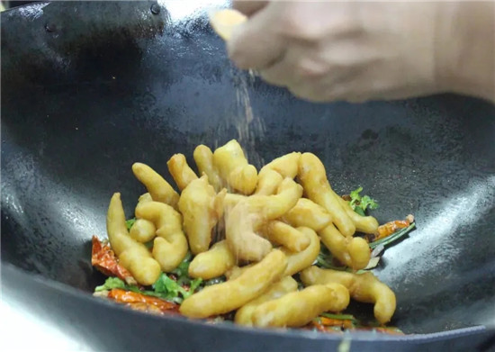 【創(chuàng)新菜】椒麻脆皮魚鰾