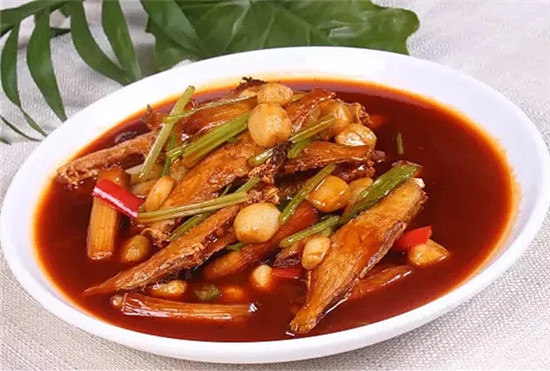 【家常菜】生炒扒皮魚