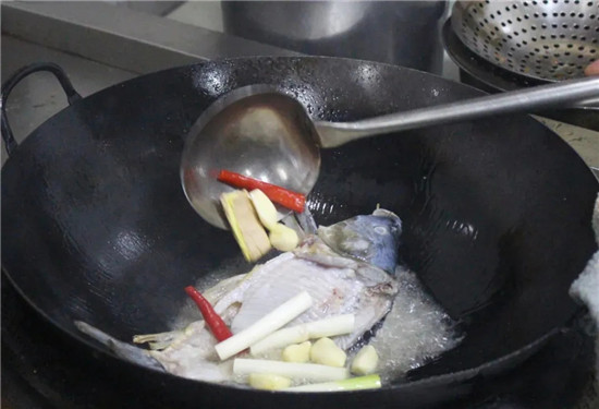 【家常菜】魚肉丸子