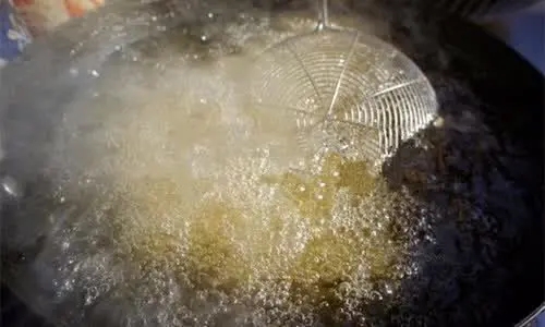 廚房各種用油技巧，師傅們分享各自心得！