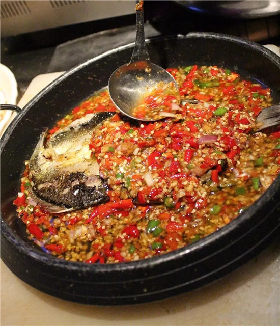 【江湖菜】三椒拌烤魚