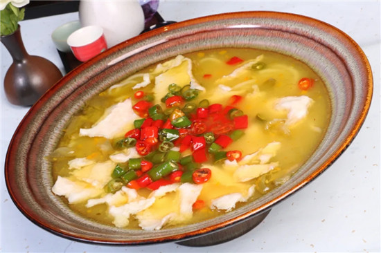 【招牌菜】泉水老壇酸菜魚