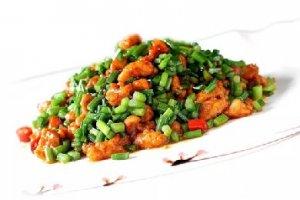 韭菜花炒醬香兔