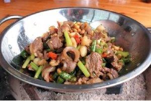 黃燜帶皮牦牛肉