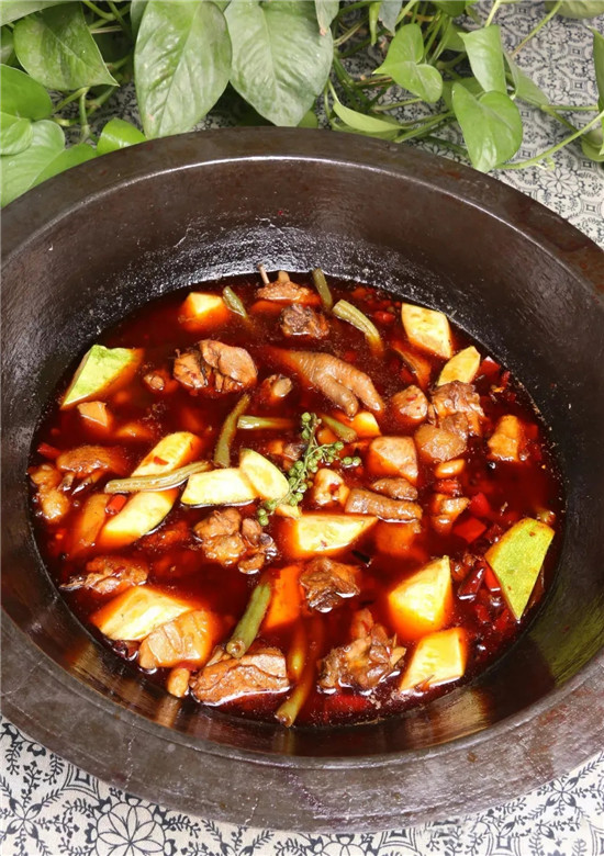 【熱賣菜】招牌燉土雞